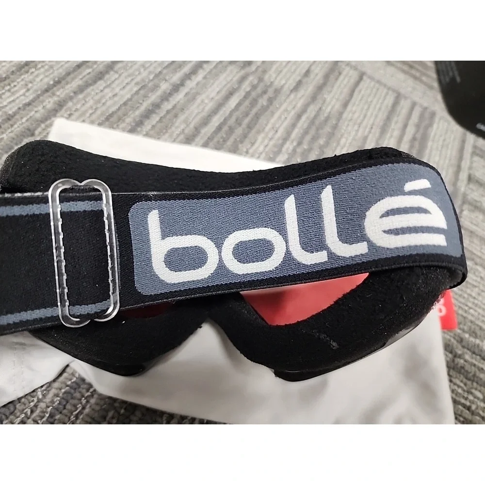 BOLLE GOGGLES Black Frames Mirrored Red Lenses‎ Ski/Board Adjustable Strap